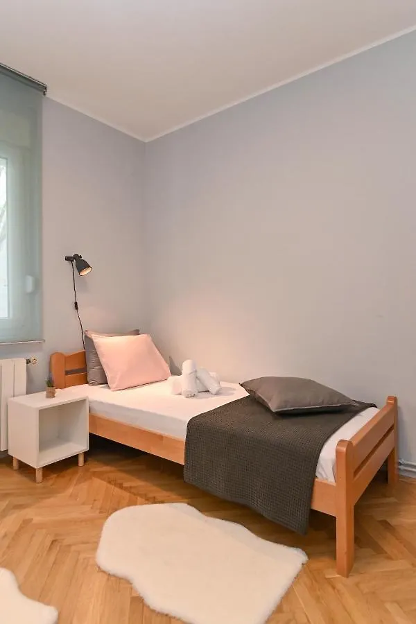 Apartman Pergul Rijeka 0*,  Croatia